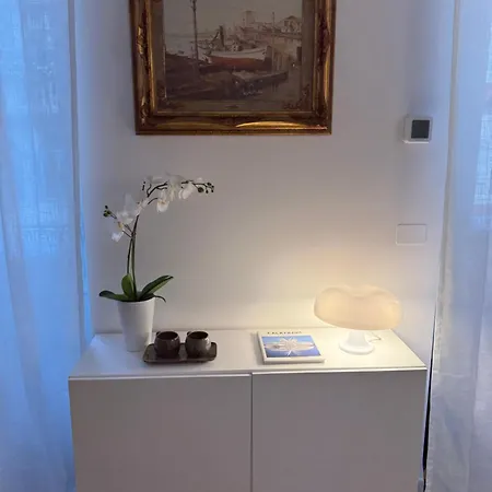 Aqua Domus Atelier Veronica Apartment *